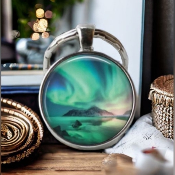 Island Keychain - Picture 6 of 8